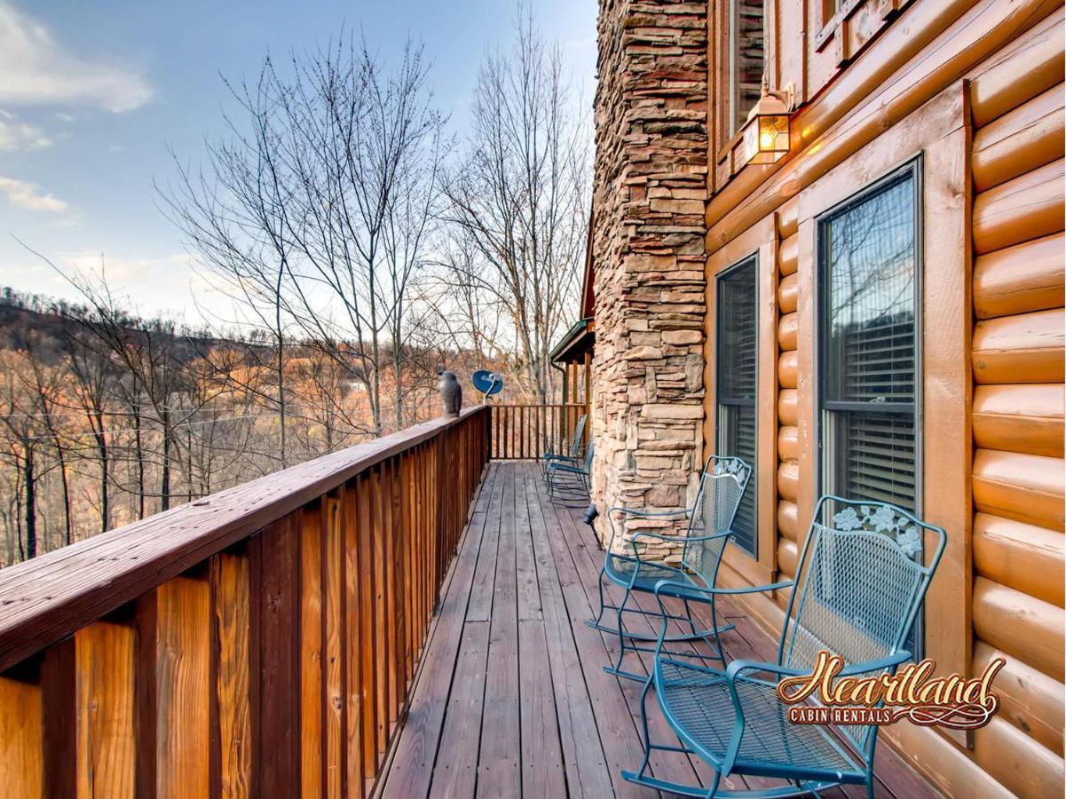 Bear Hug Villa Gatlinburg Eksteriør bilde