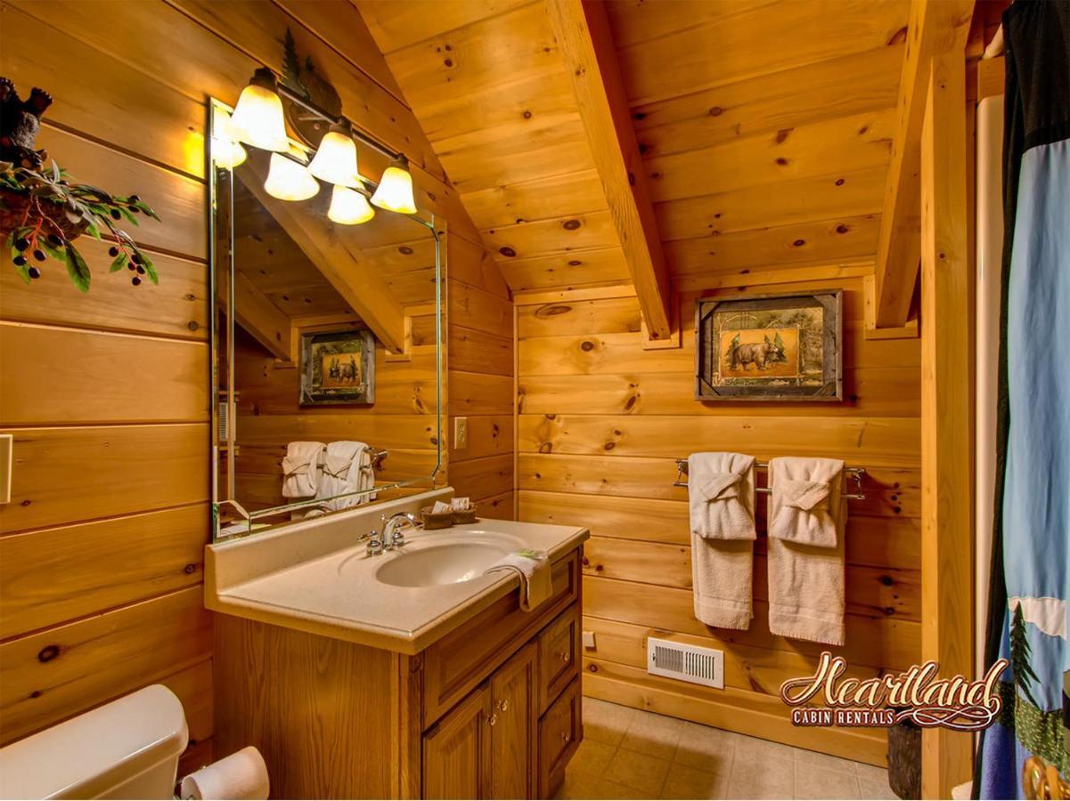 Bear Hug Villa Gatlinburg Eksteriør bilde