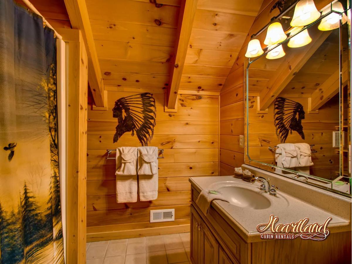 Bear Hug Villa Gatlinburg Eksteriør bilde